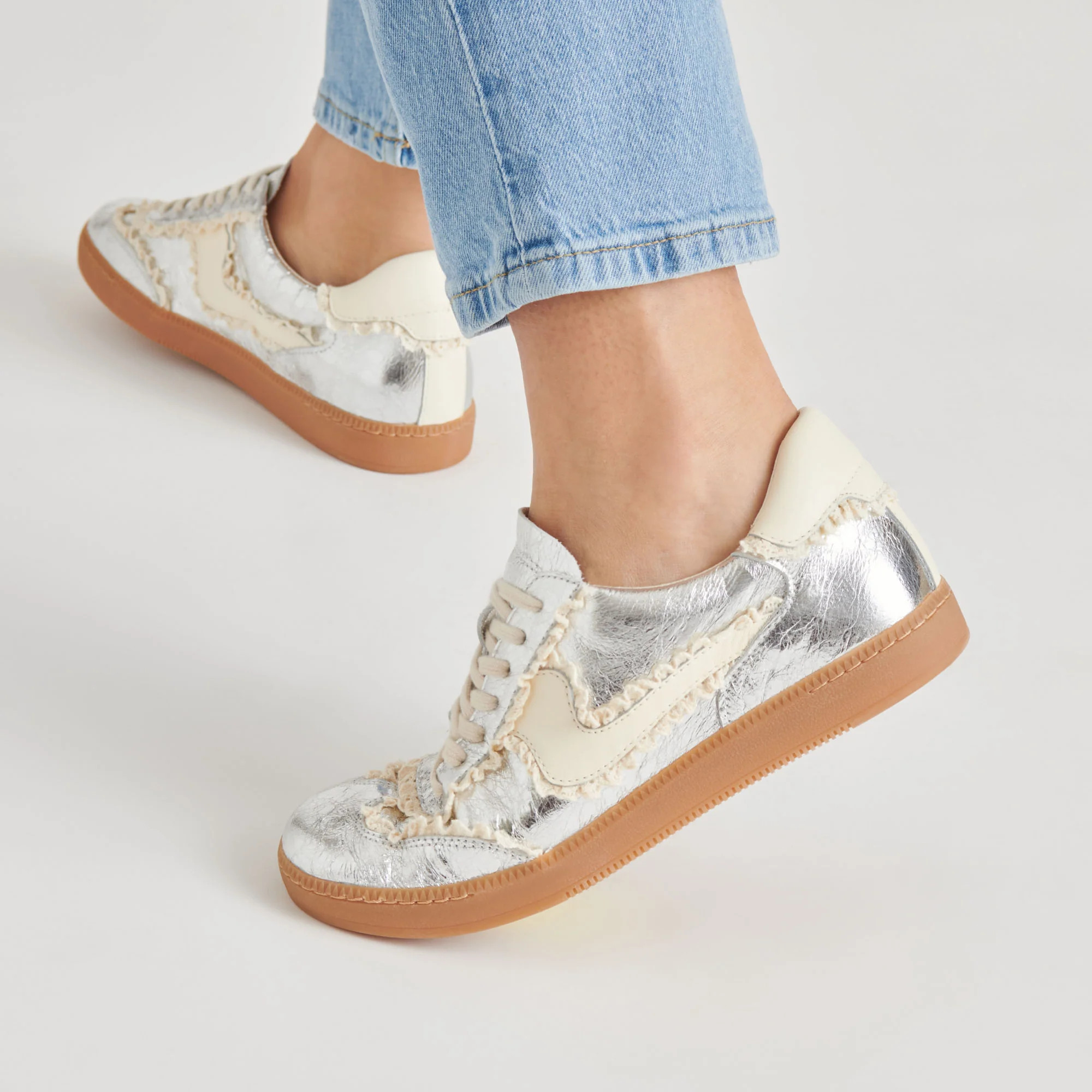 NOTICE LACE SNEAKERS SILVER DISTRESSED LEATHER | DolceVita.com