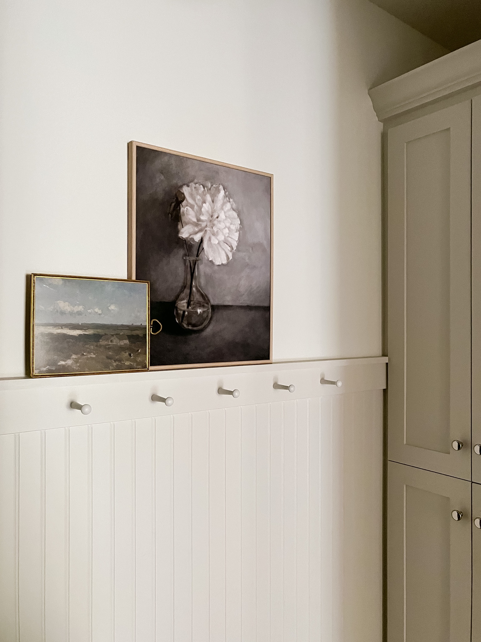 New moody floral art print in our laundry room that is currently 50% off!  Linking to my frames and some of my other picks from their site that are also on sale.



#LTKhome #LTKFind #LTKsalealert