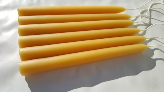 100% pure Beeswax Candle. Beeswax Tapers choose a diameter 3/8", 1/2", 5/8", 3/4", or 7/8". 8" lo... | Etsy (US)