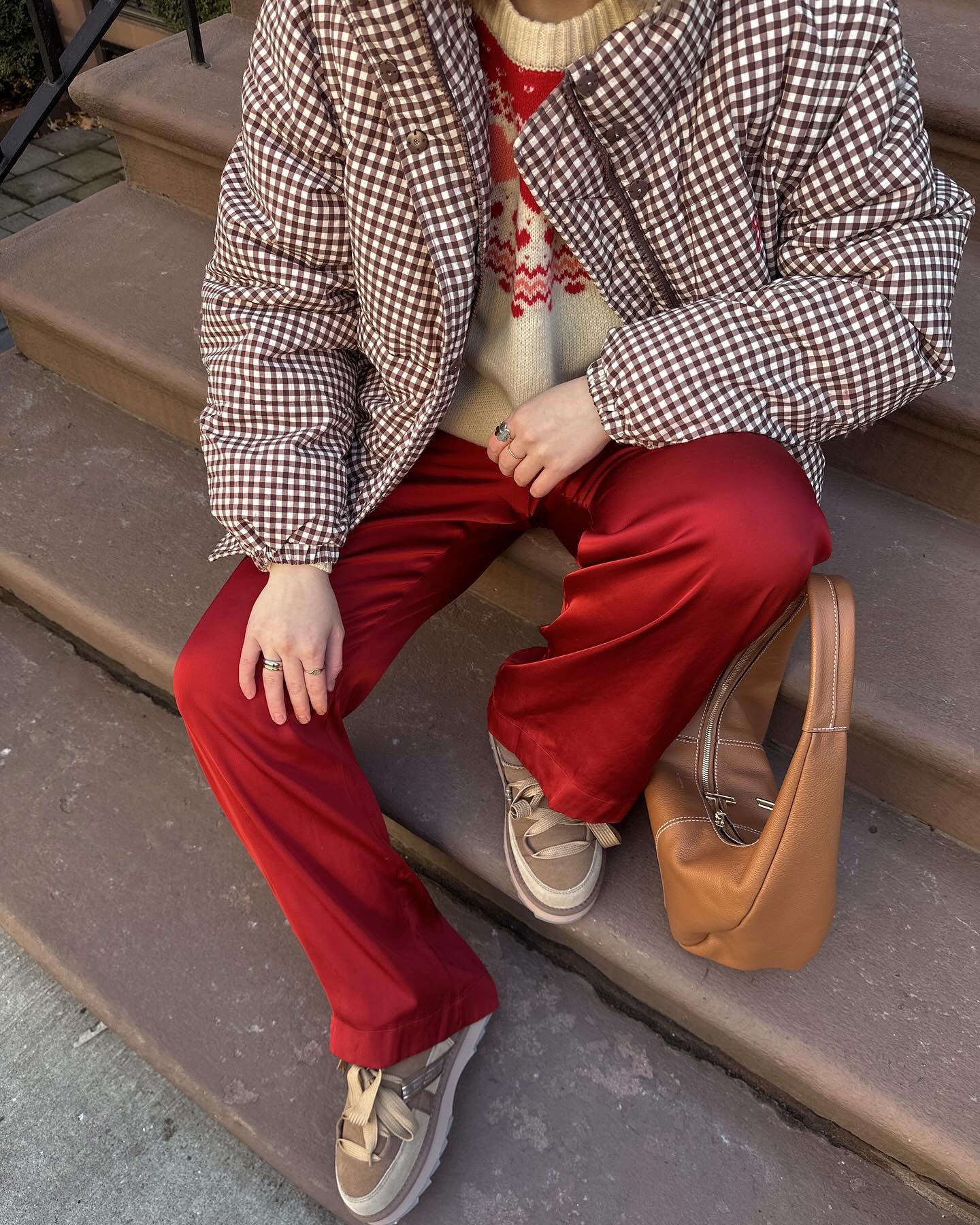 cozy @emuaustralia #emuaustralia 💕❤️#emupatchwork 

🏷️ winter style, winter outfit, cozy outfit, cozy look, Valentine’s Day look, Valentine’s Day outfit

#valentinesdayoutfit #valentinesdayoutfitideas #valentinesdayinspo #winteroutfits #winteroutfitideas #winteroutfitinspo #cozyoutfits #colorfulstyle #scandistyle