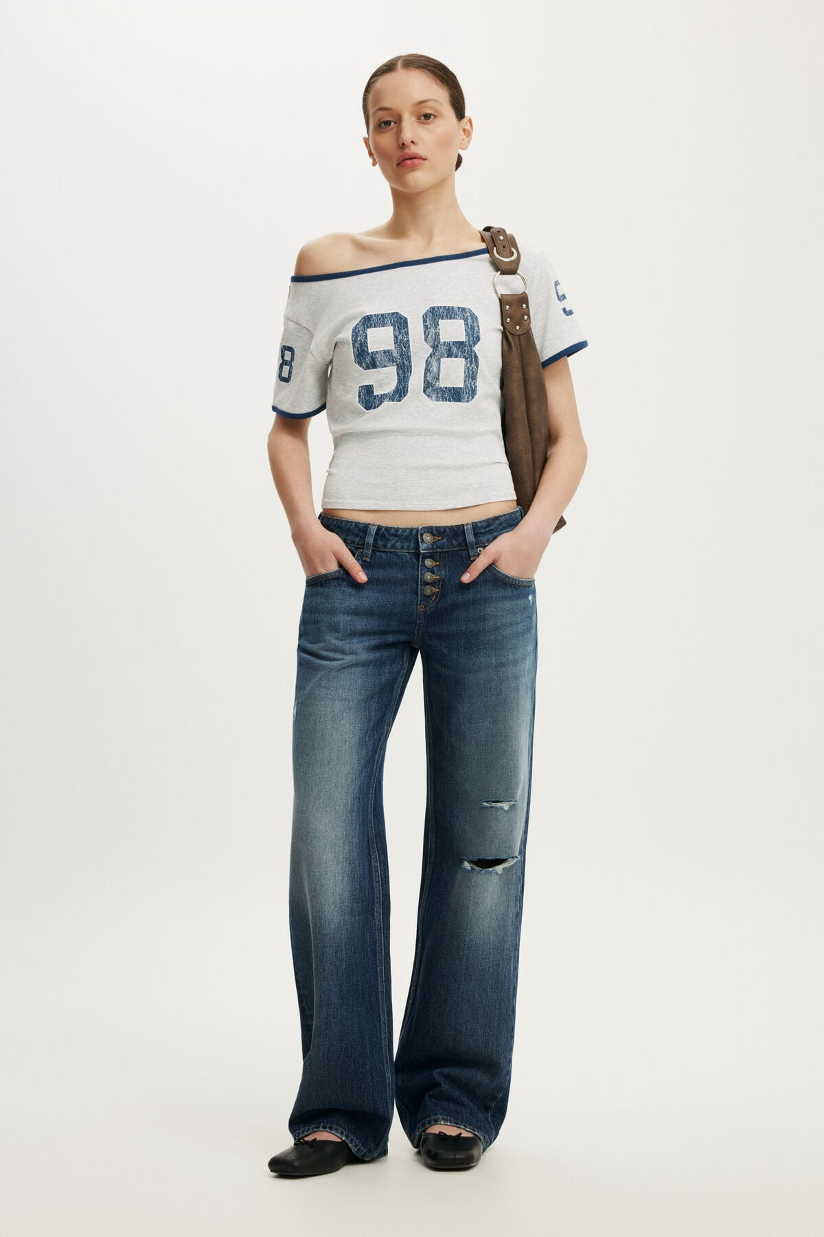 The Fitted Off Shoulder Graphic Tee | Cotton On (US)