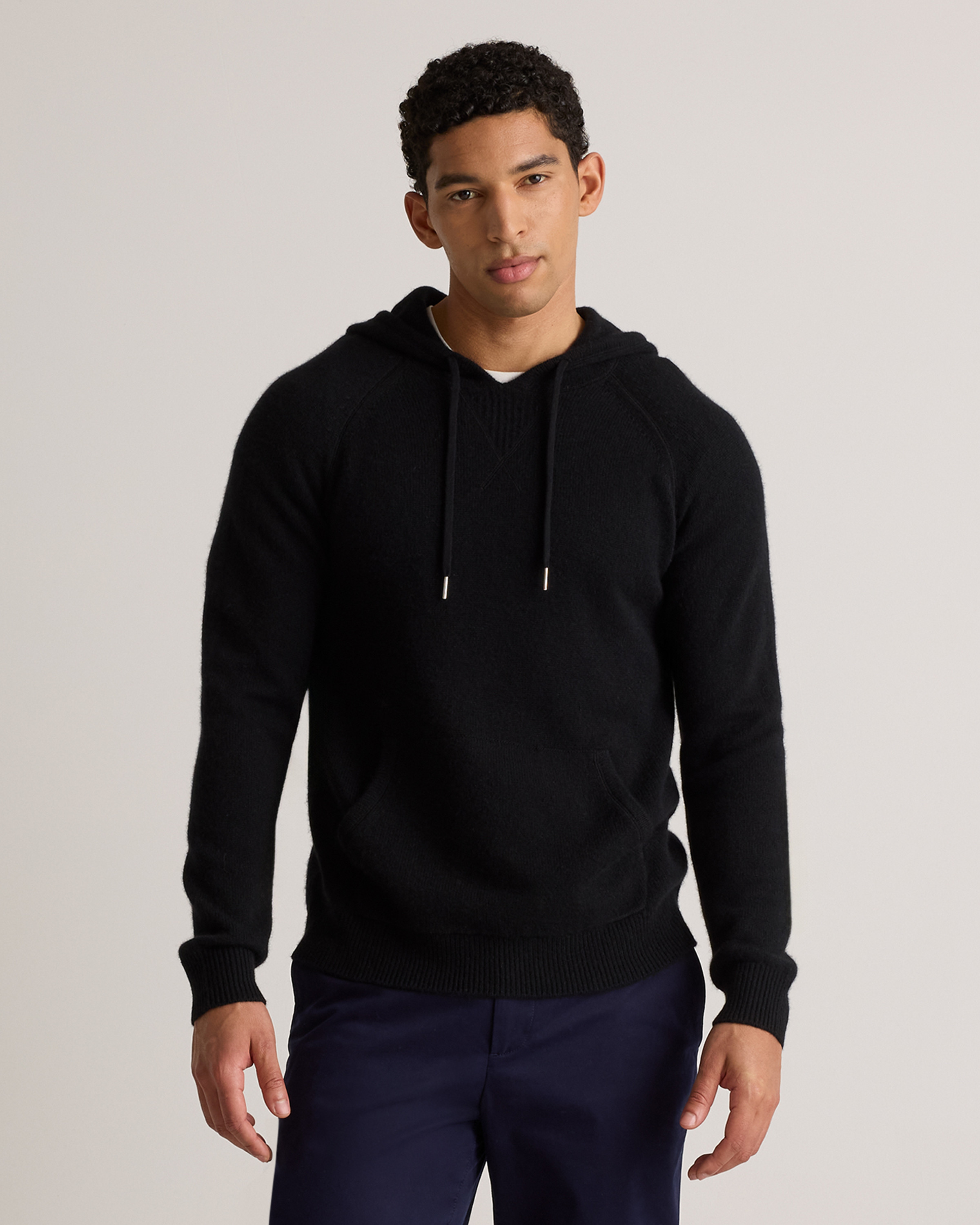 Quince | Men's Mongolian Cashmere Pullover Hoodie in Black, Size XL | Quince