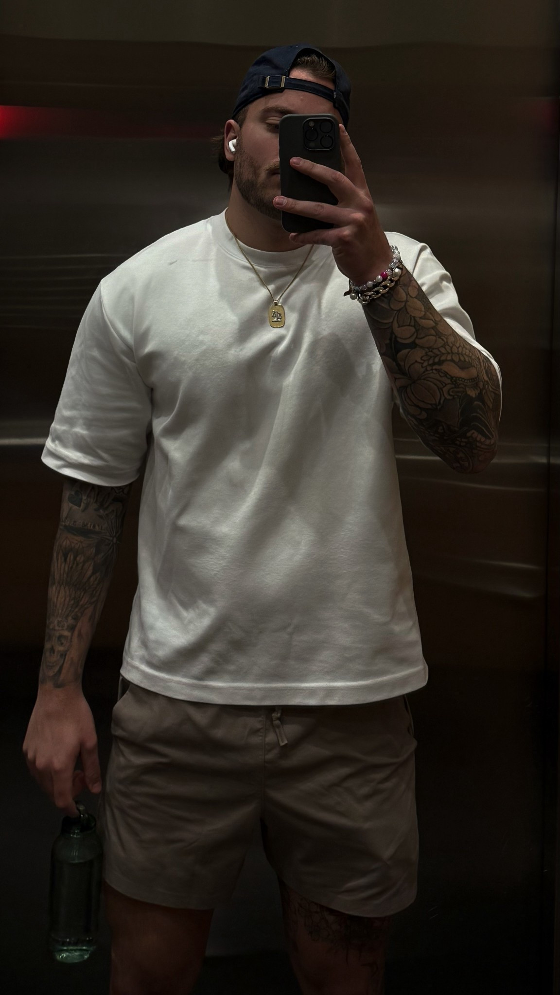 easy athleisure fit 

#LTKstyletip #LTKmens #LTKspring