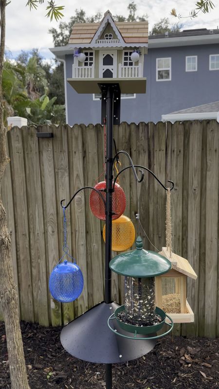 Welcome to my little bird oasis 🕊️🐦‍⬛ I’m always hearing birds chirping when I’m out in my yard, so I’m excited to see what ones visit my new bird feeders and house. The house almost looks like mine too. 🥹

#amazonhome #amazongarden #amazon #amazonfinds #birdlovers #sunshineandkeylimehome

#LTKfindsunder100 #LTKhome