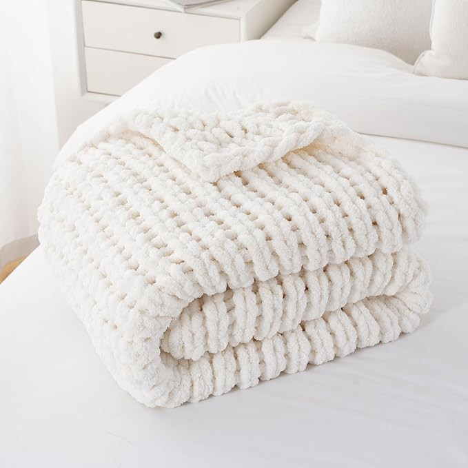 Battilo Cream Chunky Knit Throw Blanket, Soft and Thick White Chenille Throw Blanket, 50"x60" Han... | Amazon (US)