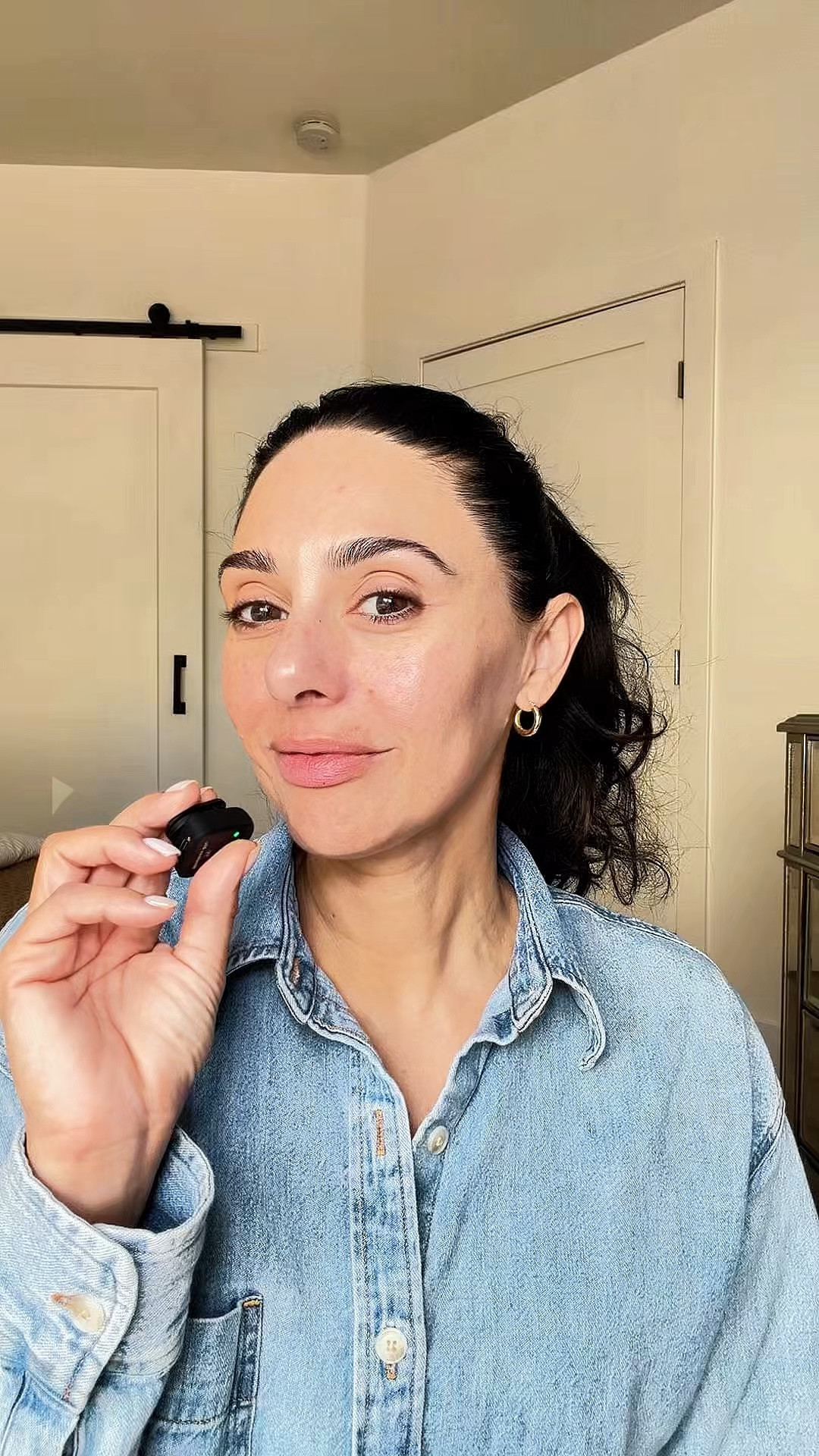Comment BEAUTY and I’ll DM you the links! ✨

My current Murad skincare duo 🤍 I’ve been using the Dark Spot Correcting Serum + Essential-C Day Moisture to help brighten the look of my skin, even out the appearance of dark spots, and keep my skin feeling hydrated throughout the day.

Two easy steps I’ve been reaching for consistently for that fresh, healthy-looking glow. ✨

#Murad #MuradSkincare #DarkSpotCorrectingSerum #VitaminCSkincare #BrighteningSkincare #SkincareRoutine #HealthyLookingSkin #SkincareFavorites

#LTKOver40 #LTKstorytime #LTKBeauty