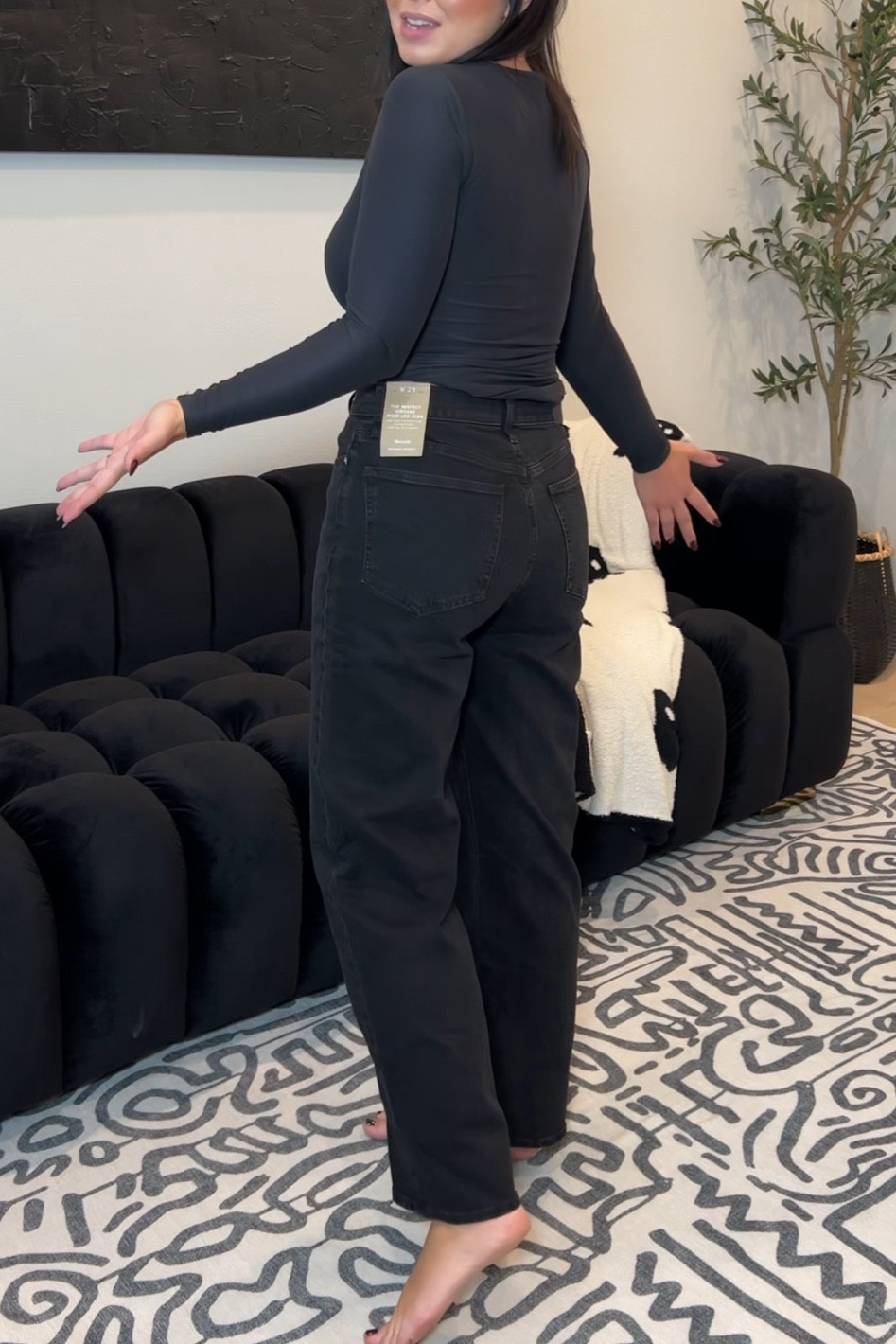 Found a great pair of black straight leg jeans that are actually comfortable!! Got a size 29R

#LTKxMadewell #LTKstyletip