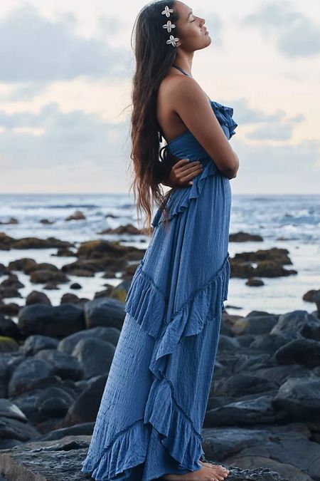 🌴💙 #FreePeople #maxi

#LTKSeasonal #LTKfindsunder100 #LTKstyletip