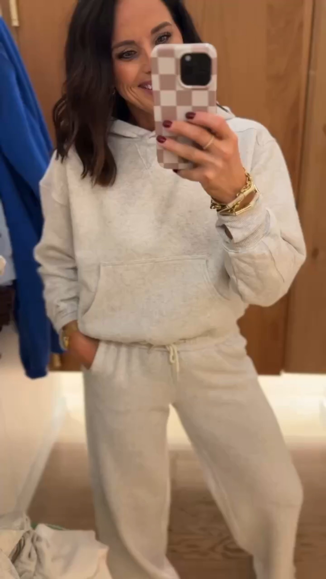 Y’all! This set is so chic and comfortable. The perfect everyday outfit from @aerie. Definitely my go to look for on the go, traveling, and running errands since it's still a little chilly here. 

Mom fashion cute affordable sets mom approved fashion lounge outfit on the go mom life outfit of the day cozy affordable mom must haves chic everyday wear elevated basics VintagePickin 

#LTKdayinmylife #LTKmomlife #LTKootd