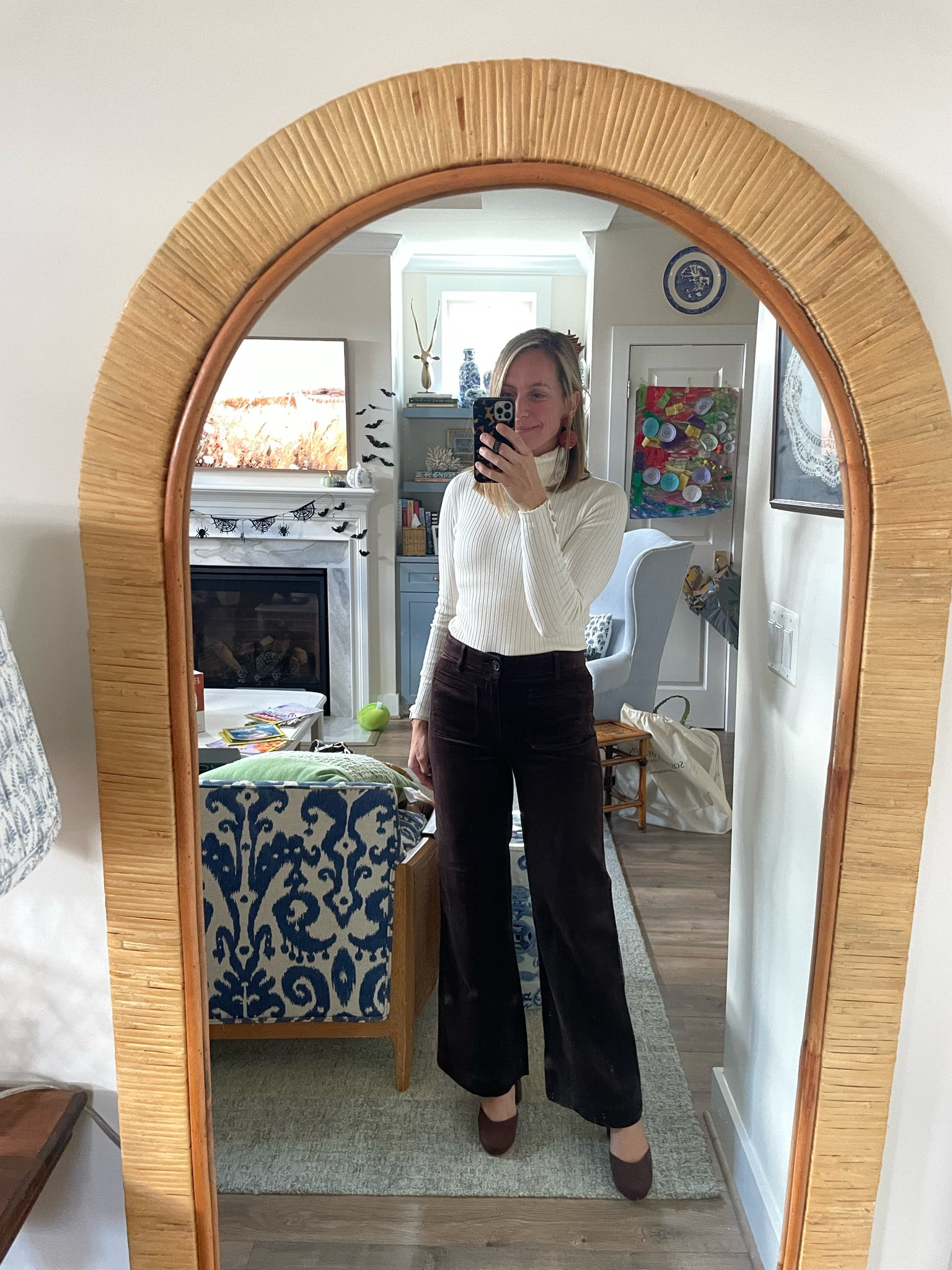 Size down in pants, they run very large! I’m normally a 4 and have on a 2, though May have been able to wear a 0- not sure. Shoes are tts, as is sweater

#LTKSeasonal #LTKstyletip #LTKshoecrush