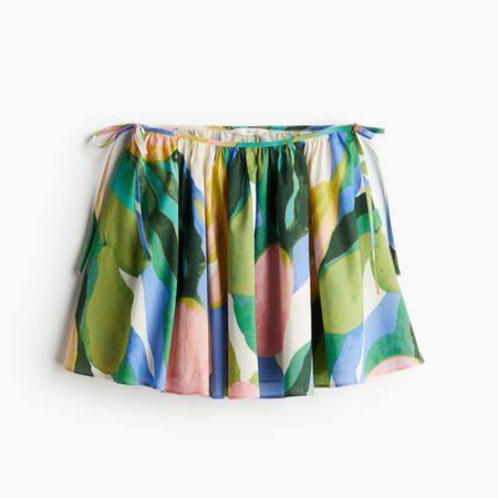 Colorful blouse and skirt matching set 

#LTKstyletip #LTKSeasonal #LTKfindsunder50
