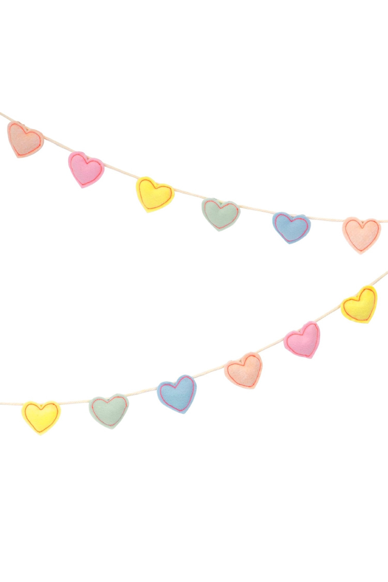 Playroom garland - valentines edition 😍

#LTKSeasonal #LTKkids #LTKhome