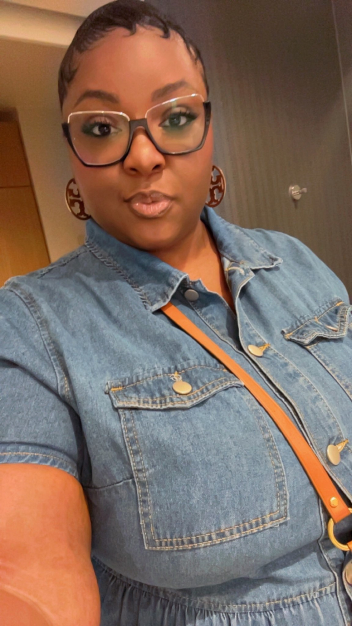 I’m in love with this button down denim dress! Perfect for an effortless yet put together look. 

#LTKPlusSize #LTKOver40 #LTKootd