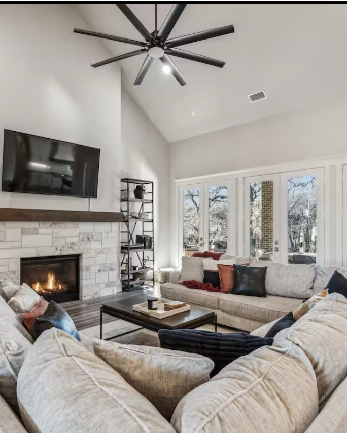 Sectional couch 

#LTKHome