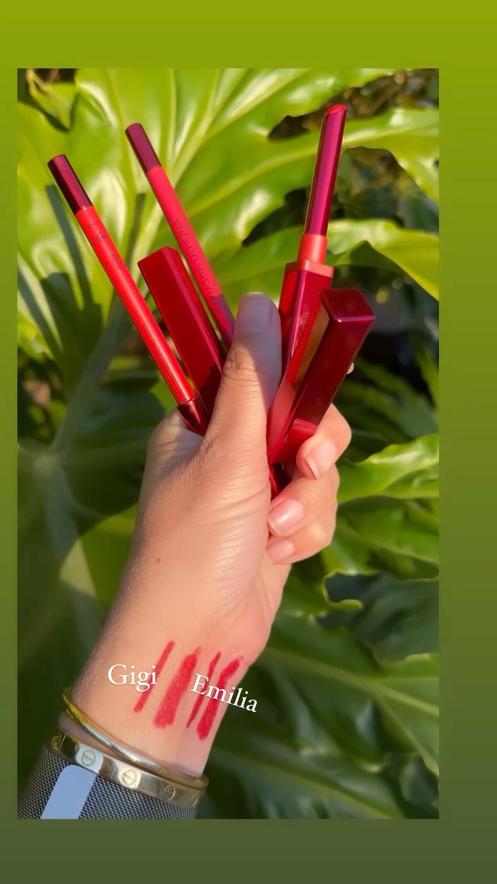 Valentines makeup, Valentine’s Day, red lips, red lip liner, spring makeup launches, Natasha denona, lip set 

A first look at the freshest red lip duos…the liners are creamy and intensely long wearing and the slender lipsticks have rich color payoff and are comfortable while wearing well for hours💄💋

#LTKbeauty #LTKGiftGuide #LTKFind