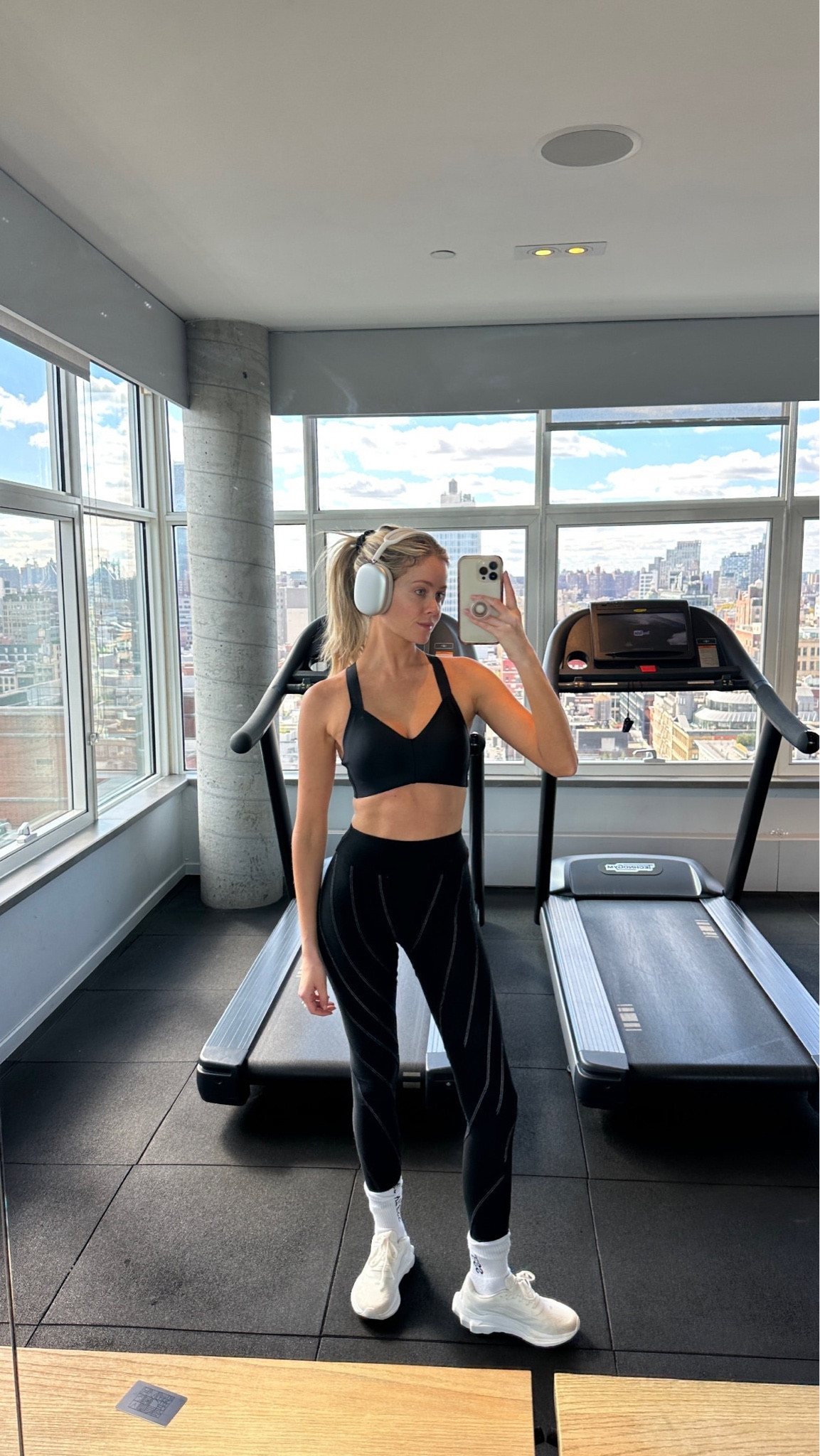 highly recommend strutting on the treadmill to the VS Fashion Show soundtrackhead

#LTKActive #LTKFitness #LTKStyleTip