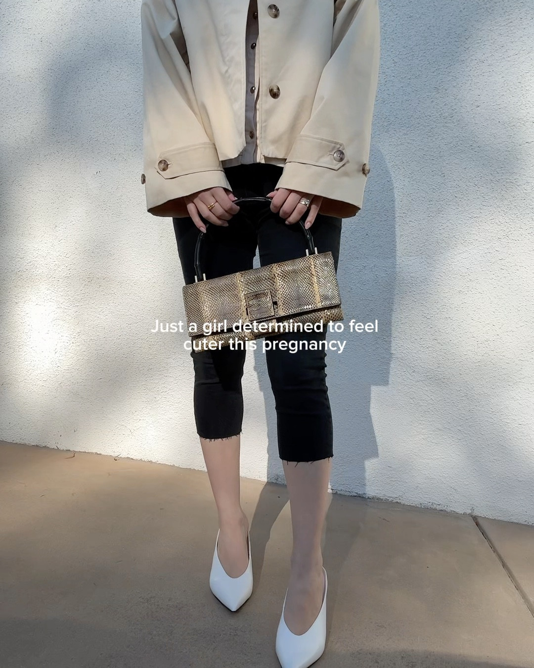 🧥🪽🤍

#LTKootd #LTKmorningroutine #LTKBump