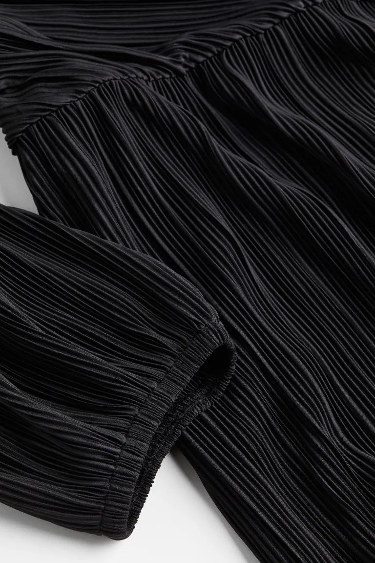 H&M+ Pleated One-shoulder Dress | H&M (US + CA)
