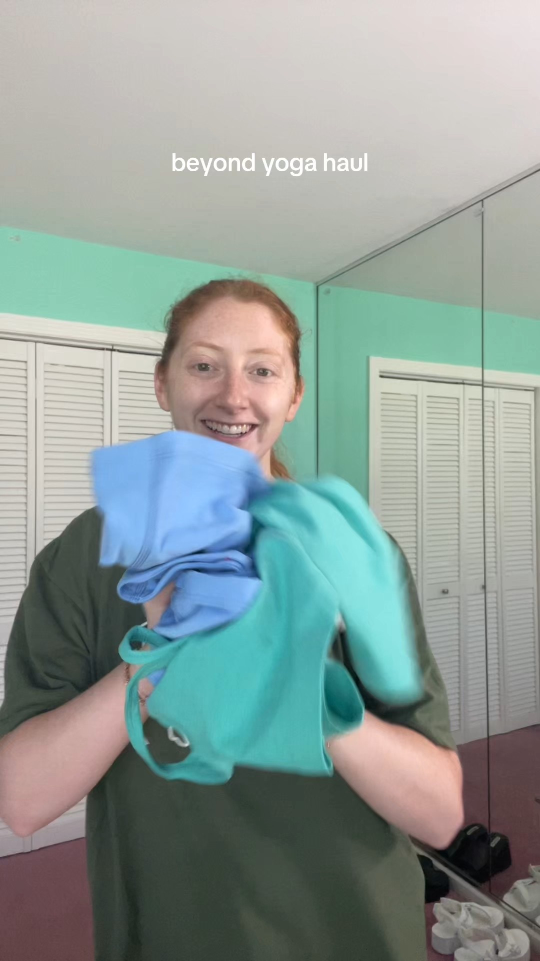 Beyond yoga set: i wear size large top large bottoms 

#LTKMidsize #LTKStyleTip #LTKActive