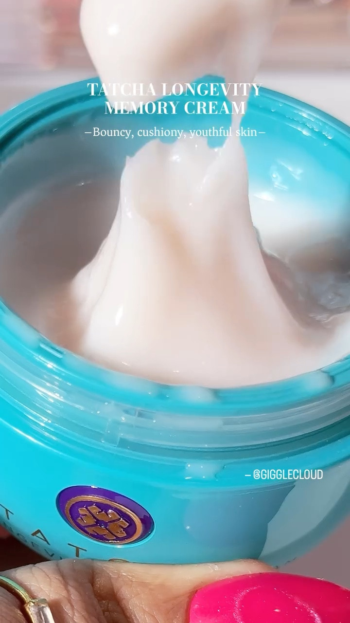 Tatcha Longevity Memory Cream✨🌿 Can we talk about this texture for a sec? 😍 It’s cushiony, bouncy, and springy — literally like your skin’s youth in a jar.

I love layering it over the Longevity Serum — it leaves my skin plump, smooth, and glistening, not sticky or heavy. This isn’t a quick fix, it’s skin that feels supported now and for the future.

The bounce in action? Seriously, you have to see it to believe it ✨

PR/AD | @tatcha @sephora #tatcha #tatchacollectivepartner #luxuryskincare #glassskin #texturethursday 

𝐃𝐨𝐧’𝐭 𝐫𝐞𝐩𝐨𝐬𝐭 𝐦𝐲 𝐰𝐨𝐫𝐤 𝐰𝐢𝐭𝐡𝐨𝐮𝐭 𝐩𝐞𝐫𝐦𝐢𝐬𝐬𝐢𝐨𝐧.
𝘐 𝘵𝘳𝘺 𝘢 𝘭𝘰𝘵 𝘰𝘧 𝘣𝘦𝘢𝘶𝘵𝘺 𝘱𝘳𝘰𝘥𝘶𝘤𝘵𝘴—𝘱𝘪𝘤𝘬 𝘸𝘩𝘢𝘵 𝘧𝘪𝘵𝘴 𝙔𝙊𝙐𝙍 𝘴𝘬𝘪𝘯, 𝘯𝘰𝘵 𝘫𝘶𝘴𝘵 𝘵𝘩𝘦 𝘩𝘺𝘱𝘦♥ 

Tags:
Tatcha skincare, Tatcha longevity cream, Glamnetic nails, Cult favorite, Makeup, beauty, Makeup inspiration, Content creator, UGC creator, Cute, beauty, Beauty routine, girly girl aesthetic, Holy grail, Pinterest aesthetic, Soft girl aesthetic, girl therapy, Girly girl aesthetic, Coquette, Soft girl aesthetic, Pink aesthetic, Explore, Trending, Explore page

#LTKBeauty #LTKValentine #LTKselfcare