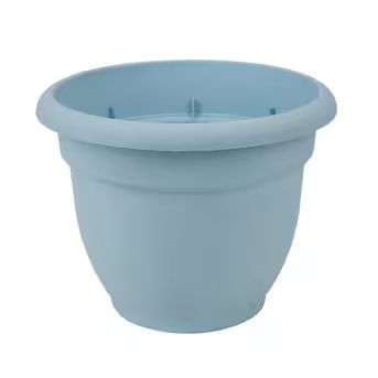 Bloem 8.75-in W x 7-in H Blue Plastic Traditional Indoor/Outdoor Planter | Lowe's