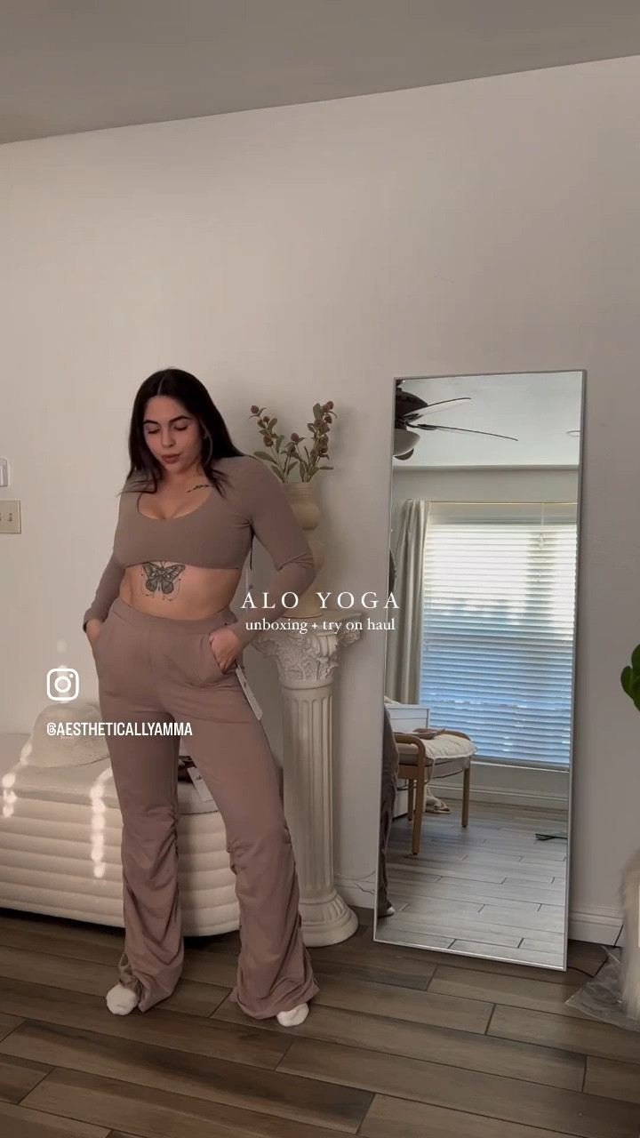 Obsessed with every single piece from my alo haul🫶🏼

#LTKfit #LTKFind