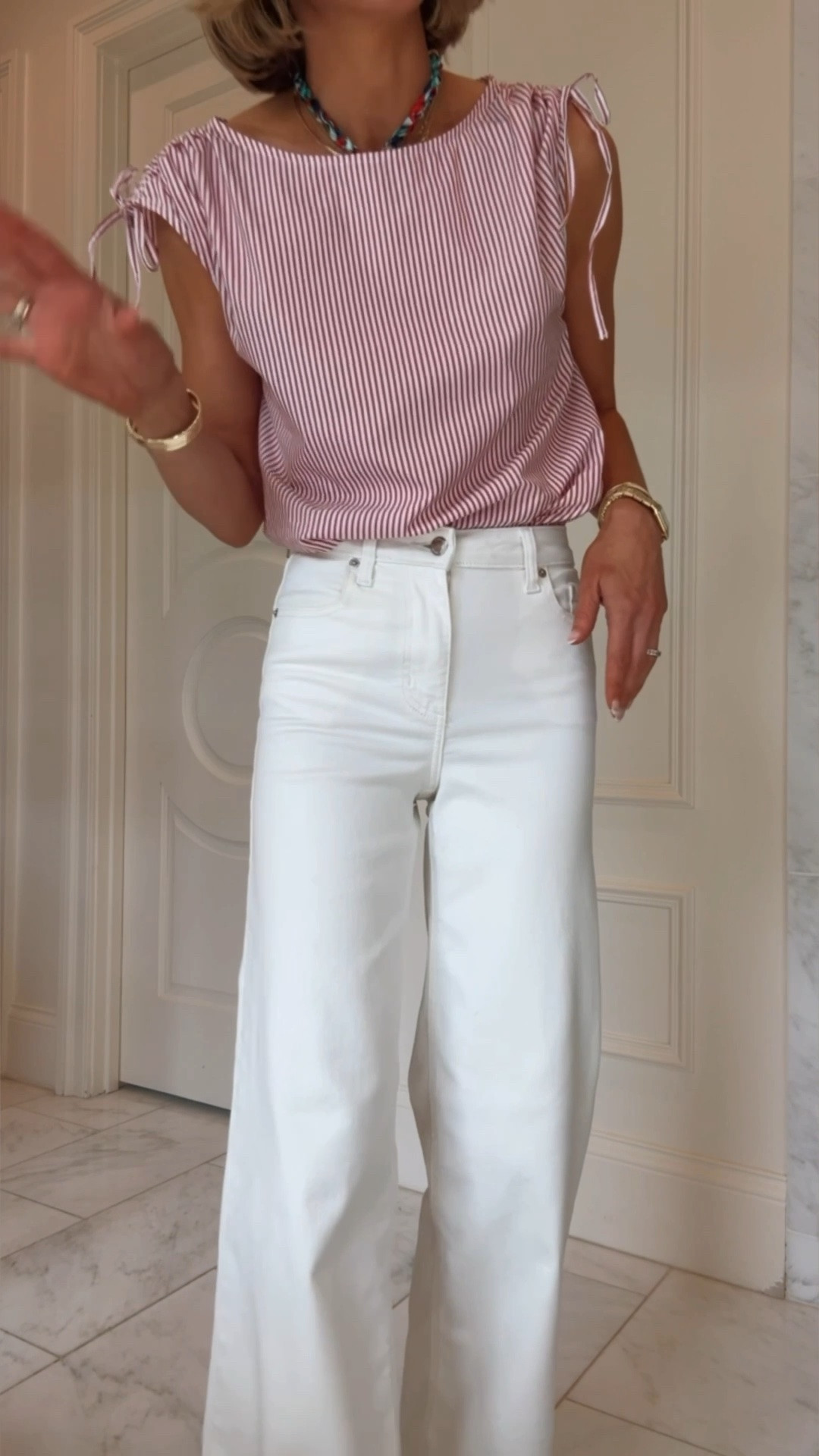 5 things I'm loving @Target right now. I'm wearing size 2 and xs in bottoms and small in tops.