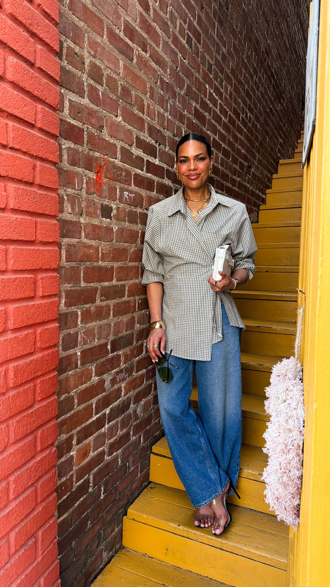 A little tutorial on two different ways to wear this shirt 🥰



#LTKdayinmylife #LTKootd #LTKgrwm