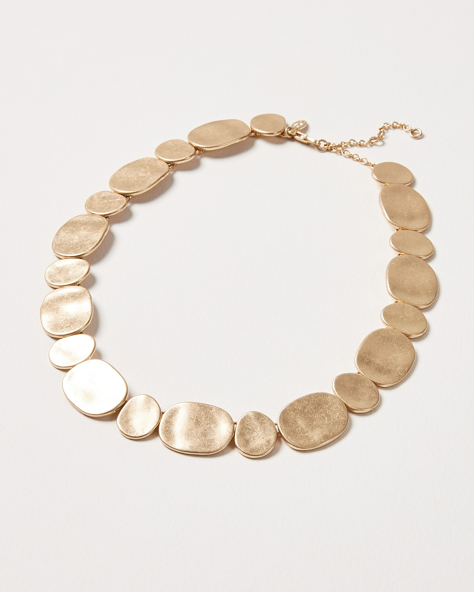 Lud Pebble Link Metallic Collar Necklace | Oliver Bonas | Oliver Bonas (Global)