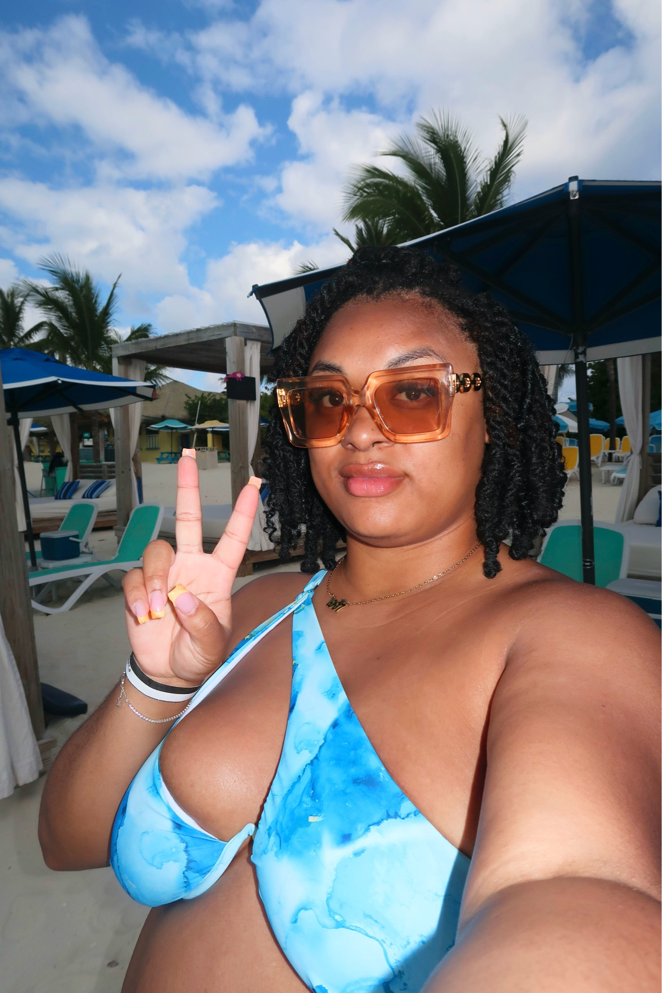 Bahama Mama 🩵

#LTKstyletip #LTKplussize #LTKswim