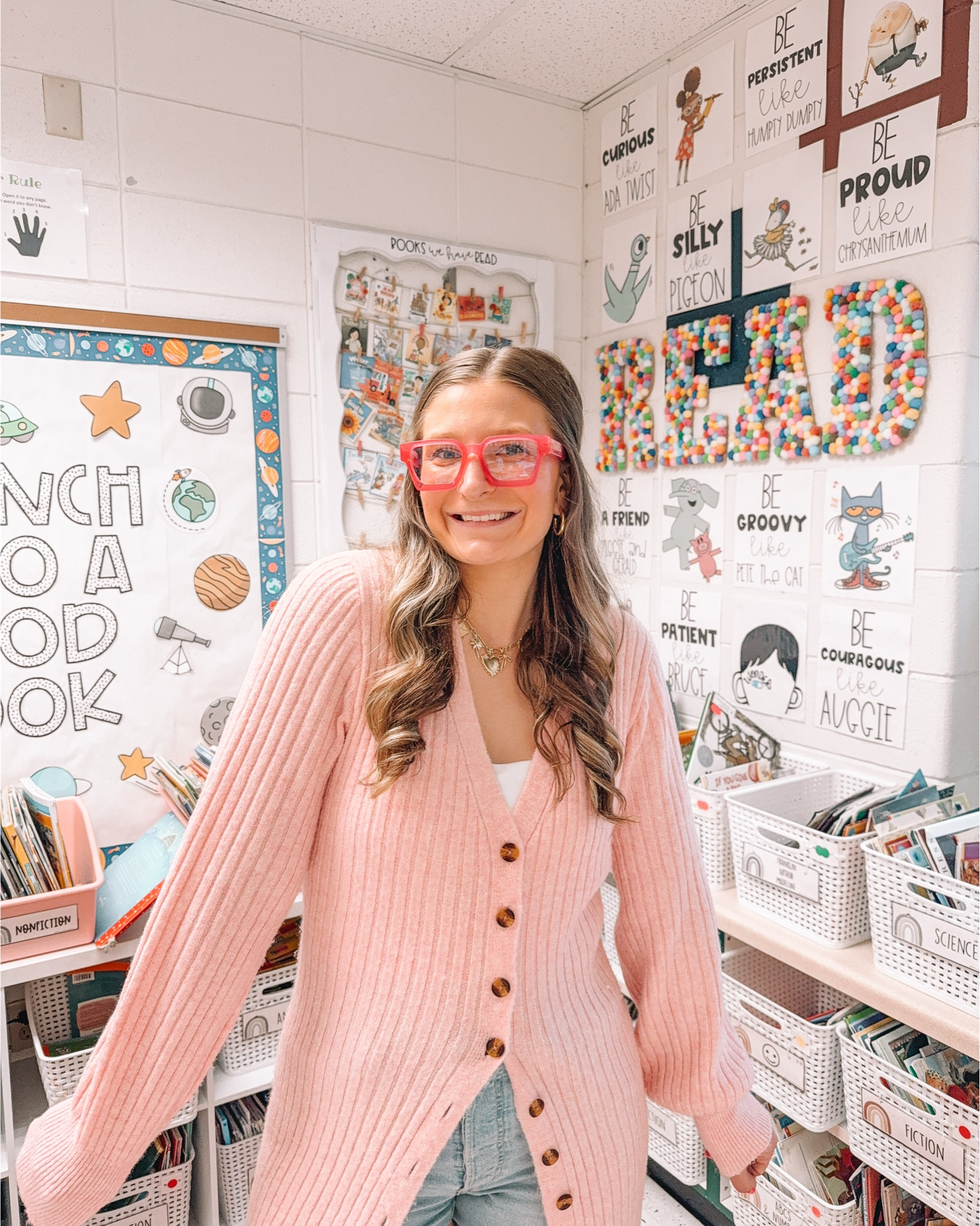 Tuesday teacherfit Valentine’s week! 🩷

#LTKValentine #LTKootd #LTKgrwm