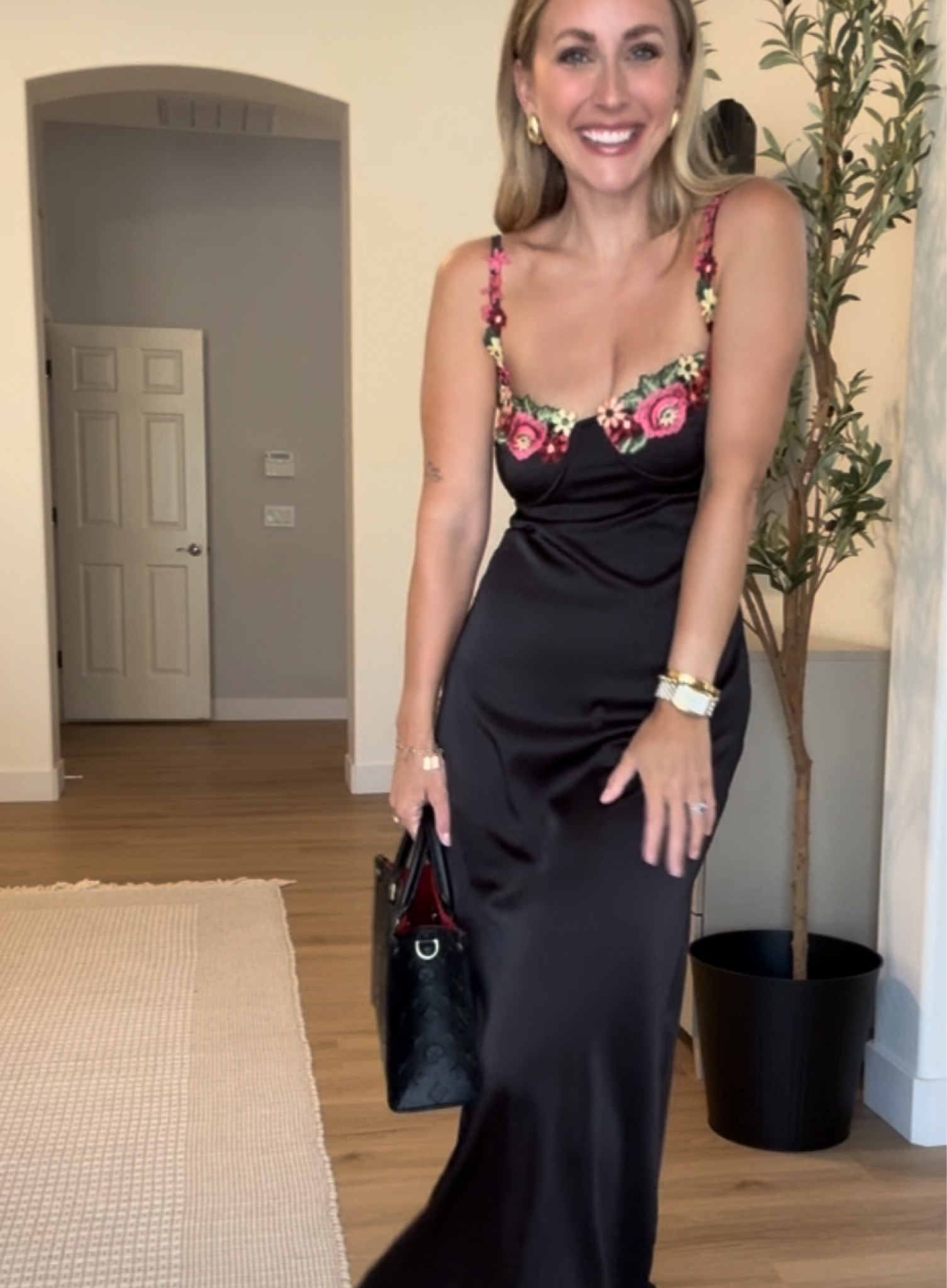 Wearing a small for the tatas but could size down to an XS if you’re smaller than me up top 🤷🏼‍♀️