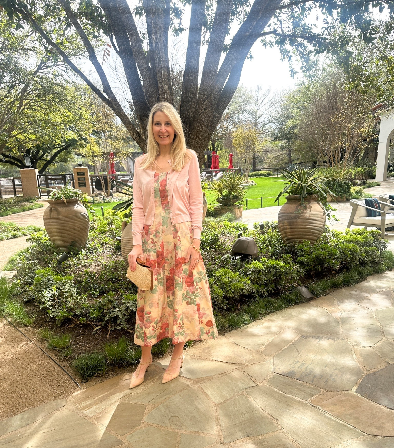 Pretty spring dress from @tuckernuck! #TuckernuckPartner #Tuckernuck 

#LTKdayinmylife