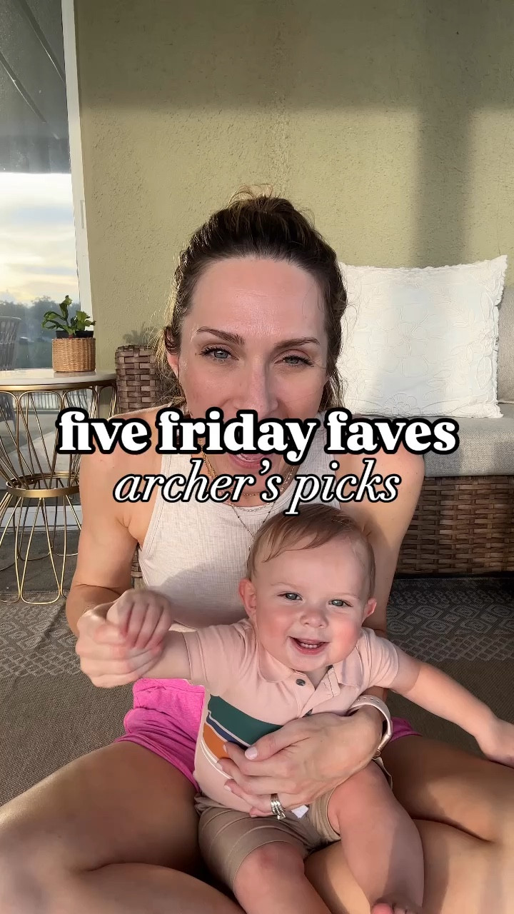 five Friday faves: archer’s picks!
•chomp goes the alligator book
• 3 in 1 learning sippy cup
•fridababy push pop
• Disney characters wooden puzzle
•lovevery tissue box

#babyfaves #1yearold #oneyearold

#LTKBaby #LTKVideo #LTKKids