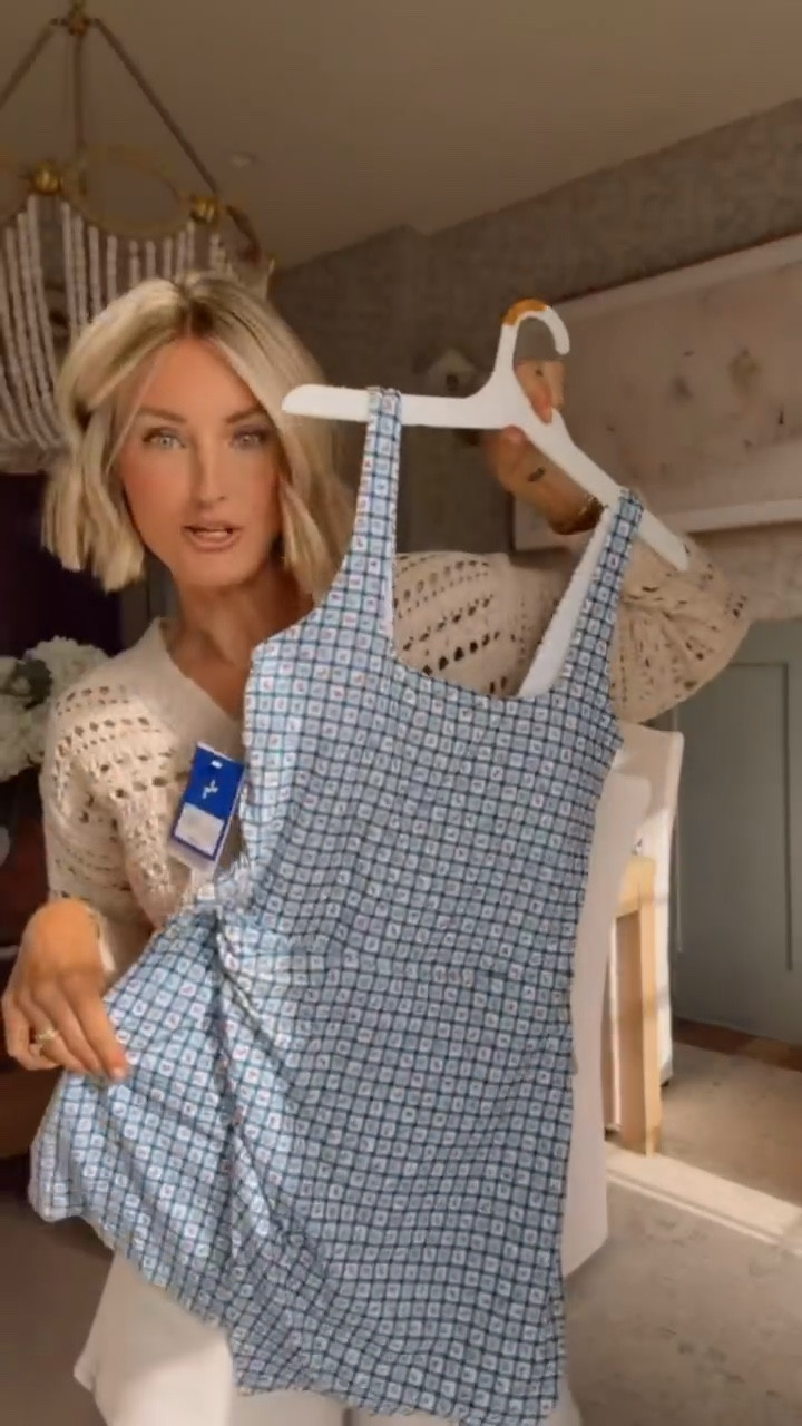 How cute is the pattern on this active dresses?! So excited to try! I got size small.

Loverly Grey, Target find, Target fashion, active dresses, athleisure, activewear, athletic dress, tennis dress 

#LTKootd #LTKActive #LTKSeasonal