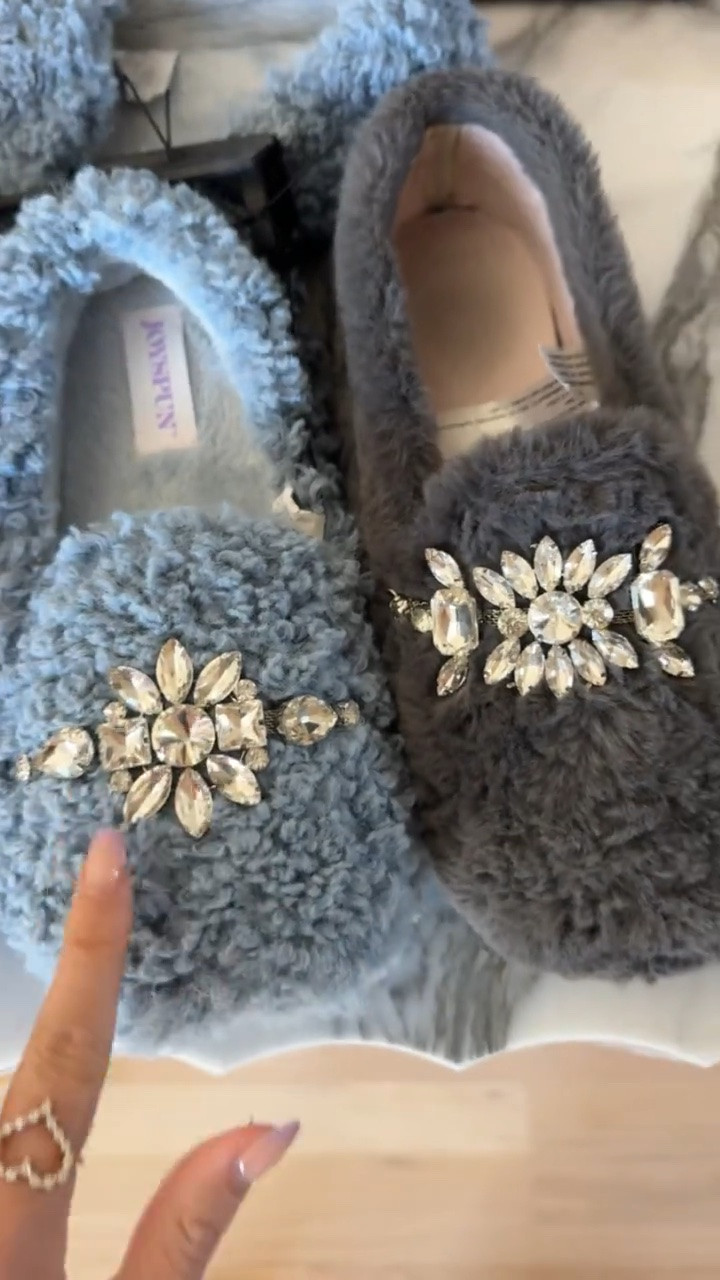 I can’t believe I found this look for less version of my fav slippers!!

#LTKselfcare #LTKSeasonal #LTKootd
