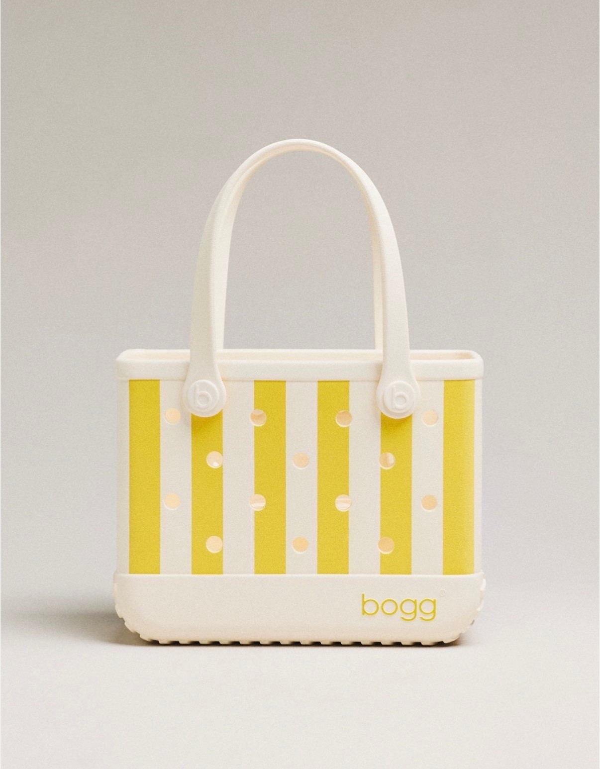 Bogg Bag Bitty

Anthropologie cute summer or every day waterproof bags