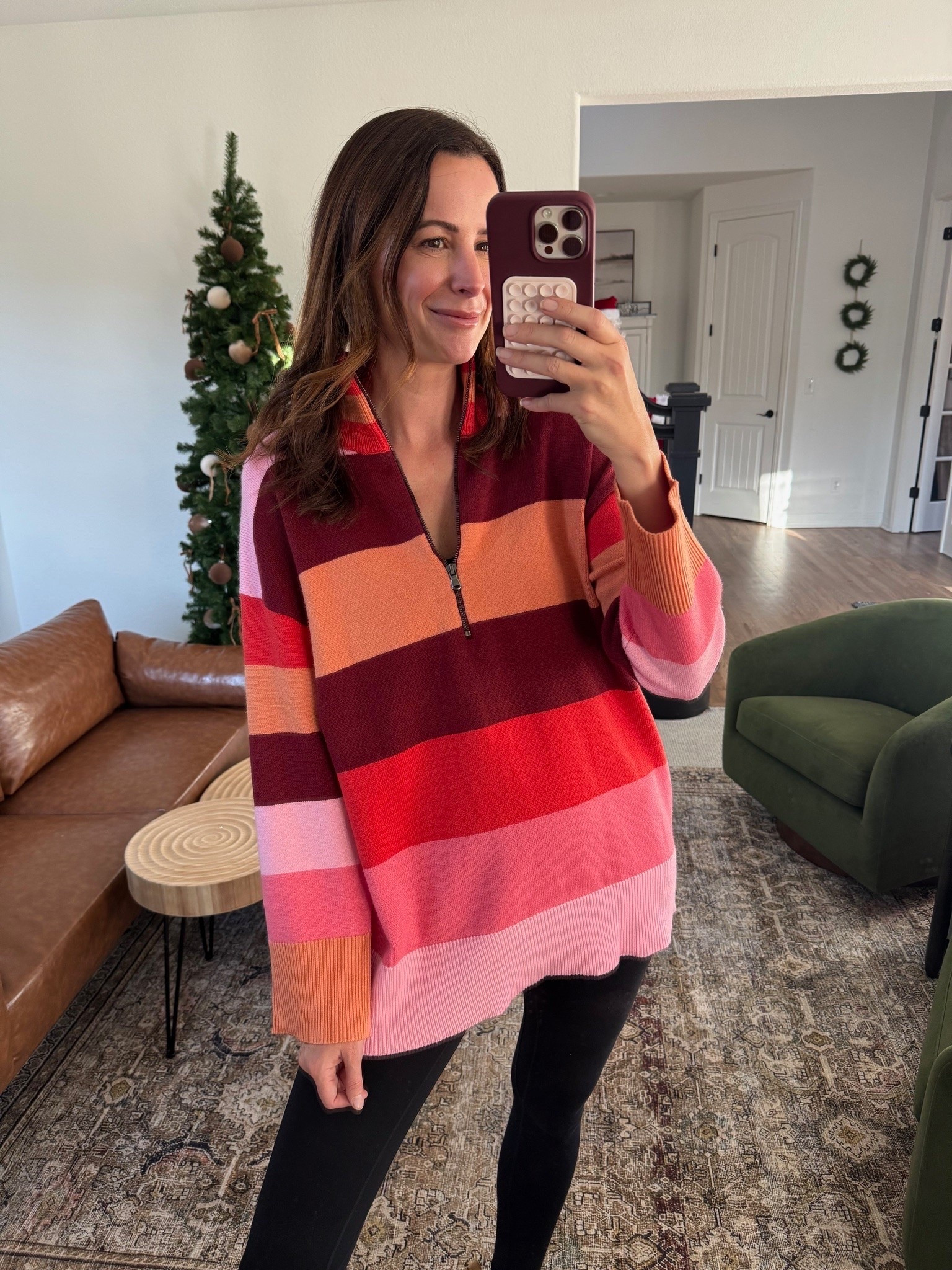 I’m wearing the softest Amazon top today and I love these fall colors! This looks just like free people, but was less than half the price!!