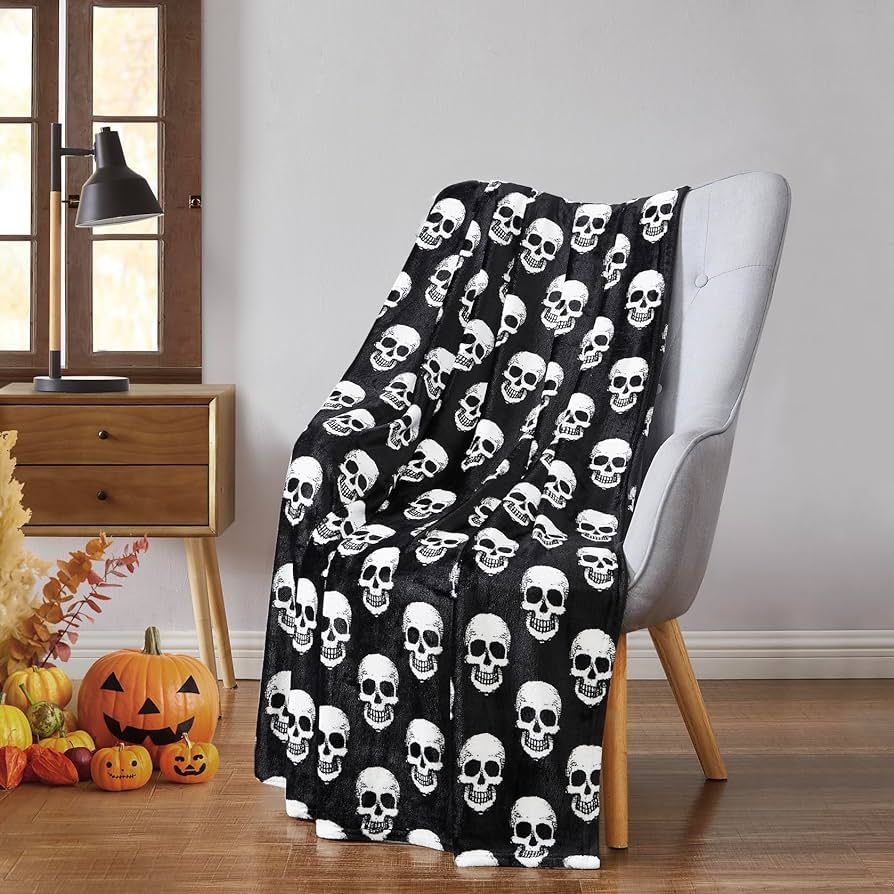 GoodGram Ultra Soft & Plush Autumn & Halloween Chic Themed Oversized Accent Throw Blankets - Asso... | Amazon (US)