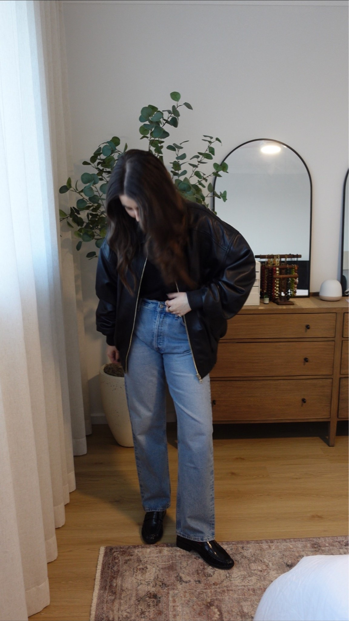 Day 2 of leather and loafers 😂

I’m wearing a size 12 in the jacket, size 8 in the top and size 29 in the jeans xx

#LTKaustralia #LTKwinter