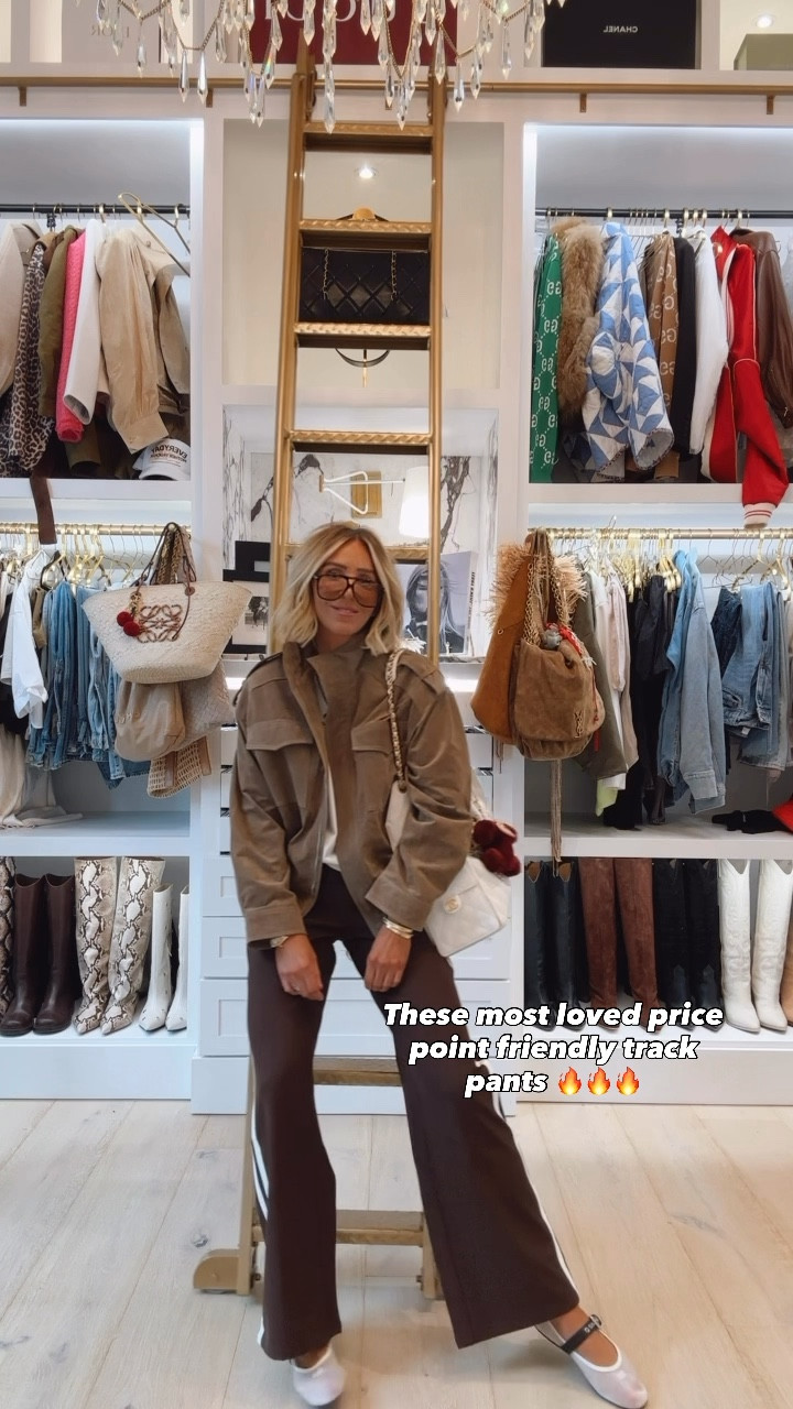 The best track pants were just restocked! 🔥🔥🔥 I’m in mediums 