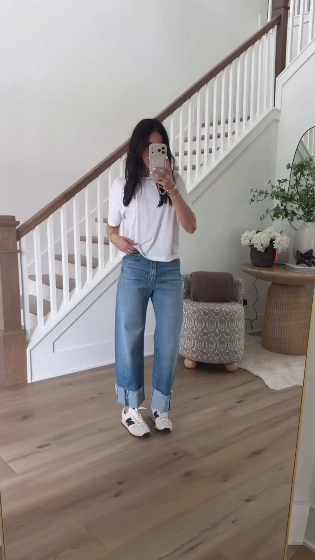 My favorite airport outfit formula is simple: an oversized tee, relaxed jeans, and comfortable sneakers. Easy to wear for travel, comfortable for long flights, and still looks put together when you land.

Airport outfit, Travel outfit, Oversized tee, Relaxed jeans, Comfortable sneakers, Casual style, Travel essentials, Everyday outfit, Summer travel, annabrstyle

#LTKTravel #LTKootd #LTKSeasonal