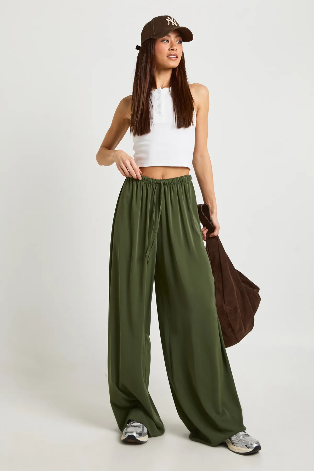 Khaki Tall Woven Wide Leg Trousers | Boohoo USA | boohoo (US & Canada)