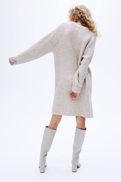 Rib-knit dress | H&M (UK, MY, IN, SG, PH, TW, HK)