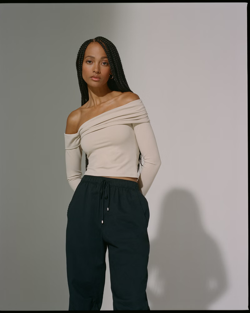 Seamless Fabric Off-The-Shoulder Top | Abercrombie & Fitch (US)