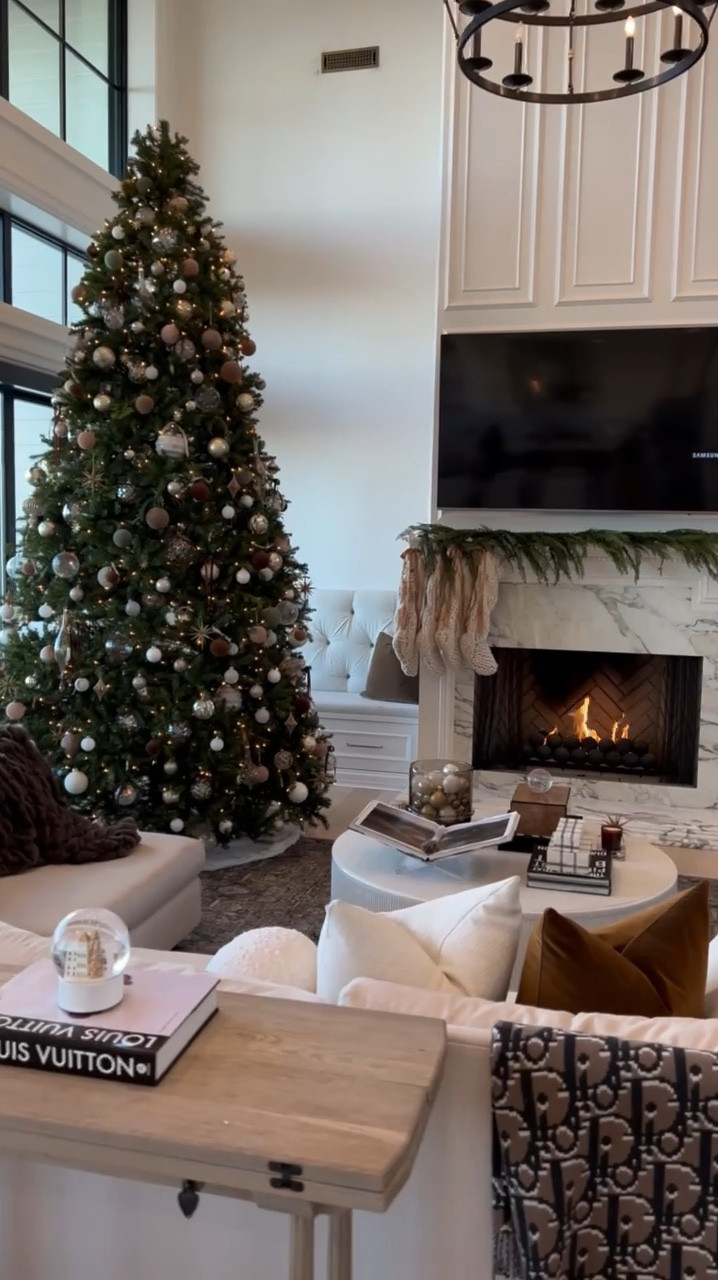 Christmas decor ✨ my Christmas tree from last year is on sale now!

Family room Christmas decor, living room Christmas decor, holiday decor, Christmas tree, Christmas decorations, living room rug, Christmas ornaments, velvet ornaments, shatterproof ornaments, wayfair tree, cozy living room, neutral home decor, amazon home, Christine Andrew 

#LTKHome #LTKVideo #LTKHoliday
