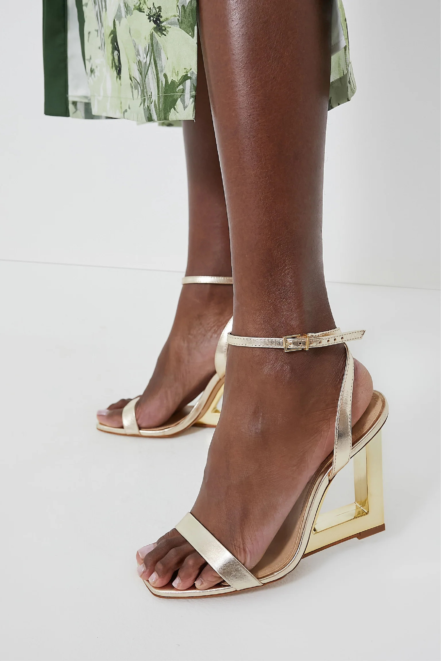 Tuckernuck | Tuckernuck (US)