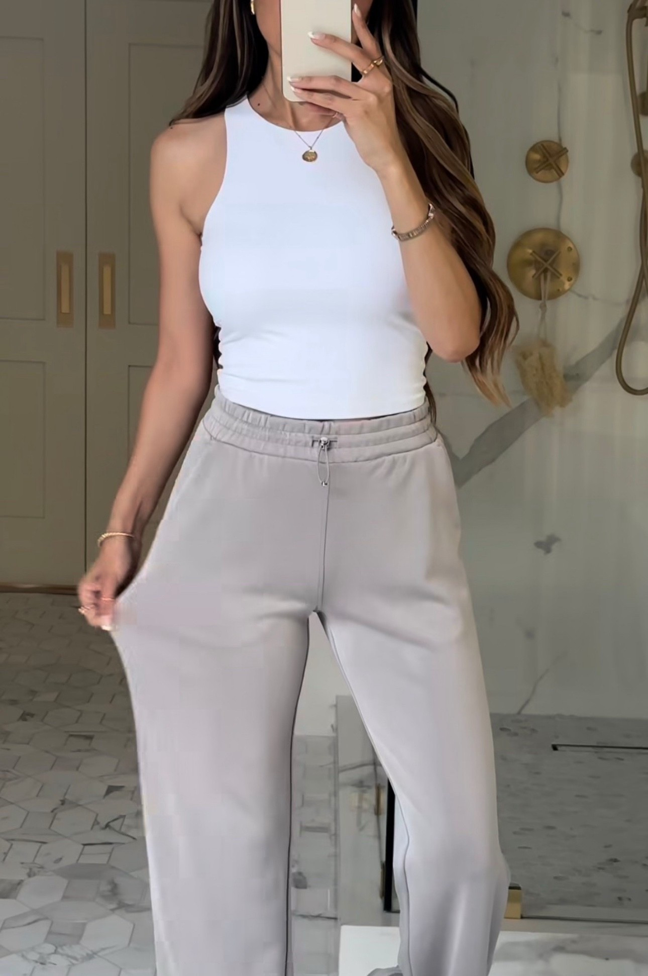 Scroll to shop! Follow for more finds! Xo! 🥰

#LTKFindsUnder100 #LTKFindsUnder50 #LTKootd