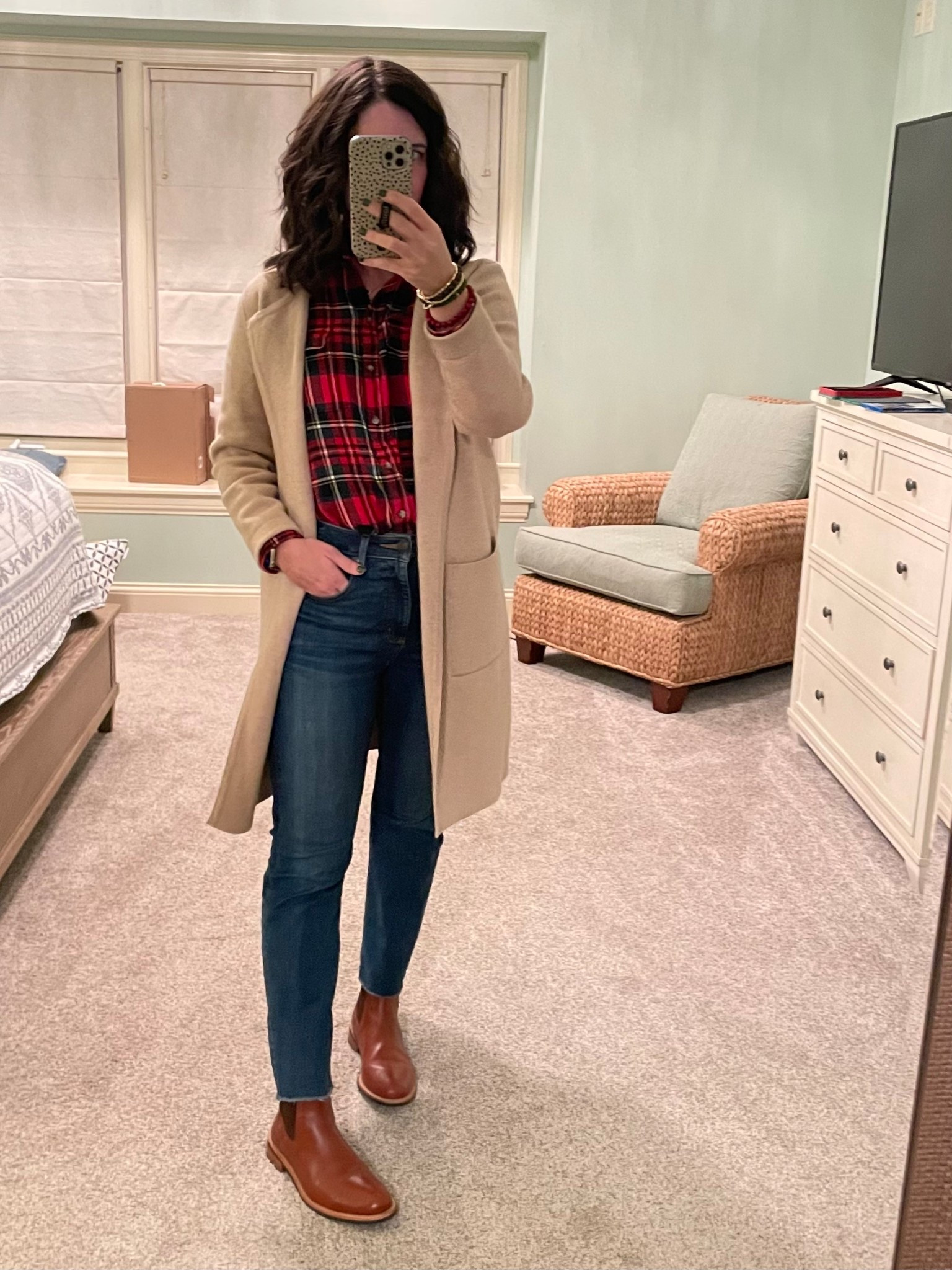 Holiday plaid and layers for the cold

Cardi- tts medium
Boots- tts
Everything else old

#LTKOver40 #LTKHoliday #LTKWorkwear