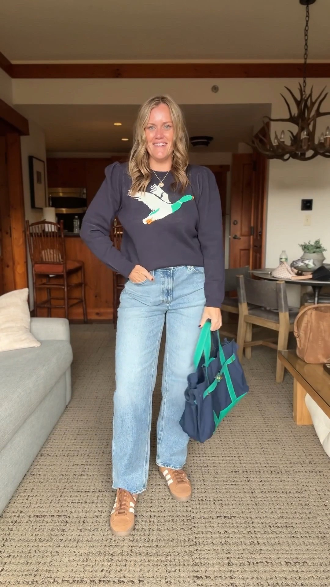 What I’m wearing to explore Stowe, VT!

Fall outfit fall fashion sweater cozy outfit denim jeans

#LTKmomlife #LTKgrwm #LTKootd